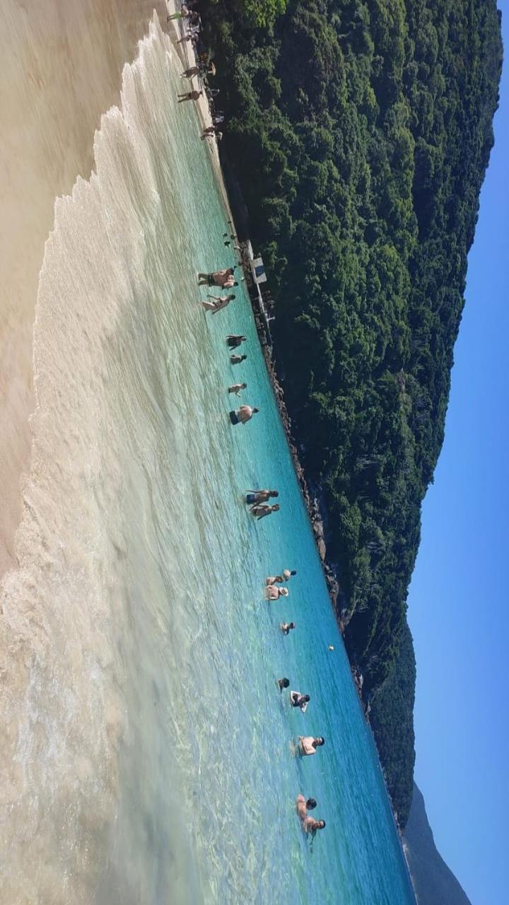 Escape O Paraiso, Casa Mobiliada Com Piscina E Salao De Jogos, 300mt Da Сasa de vacaciones *